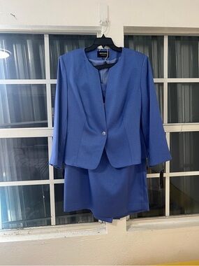 Gina Bacconi Cobalt Blue Two-Piece Skirt Suit